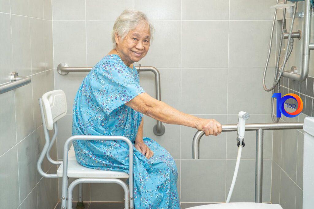 Phong ngua te nga o nguoi lon tuoi